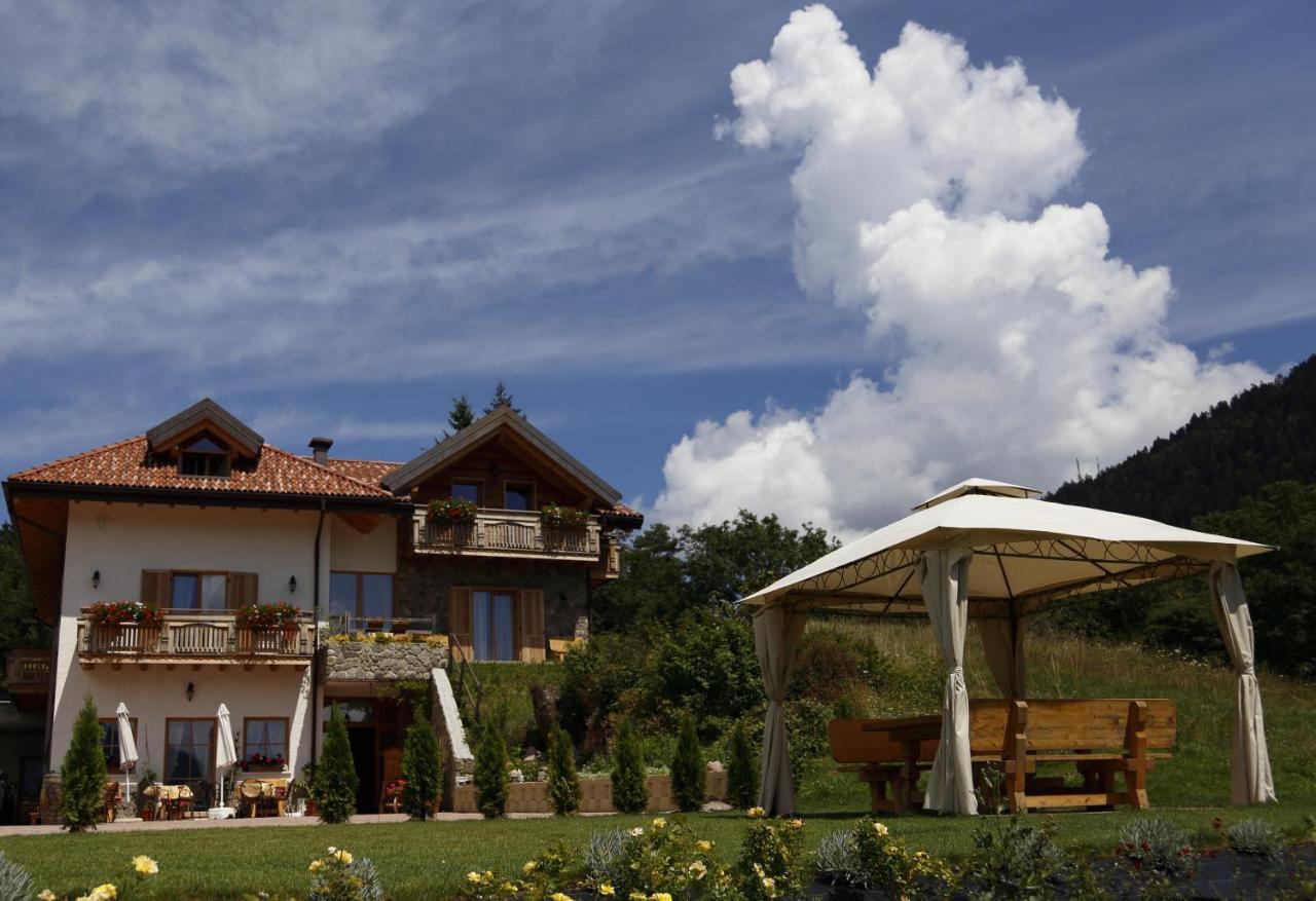 Agriturismo Ai Castioni Molveno Exterior photo
